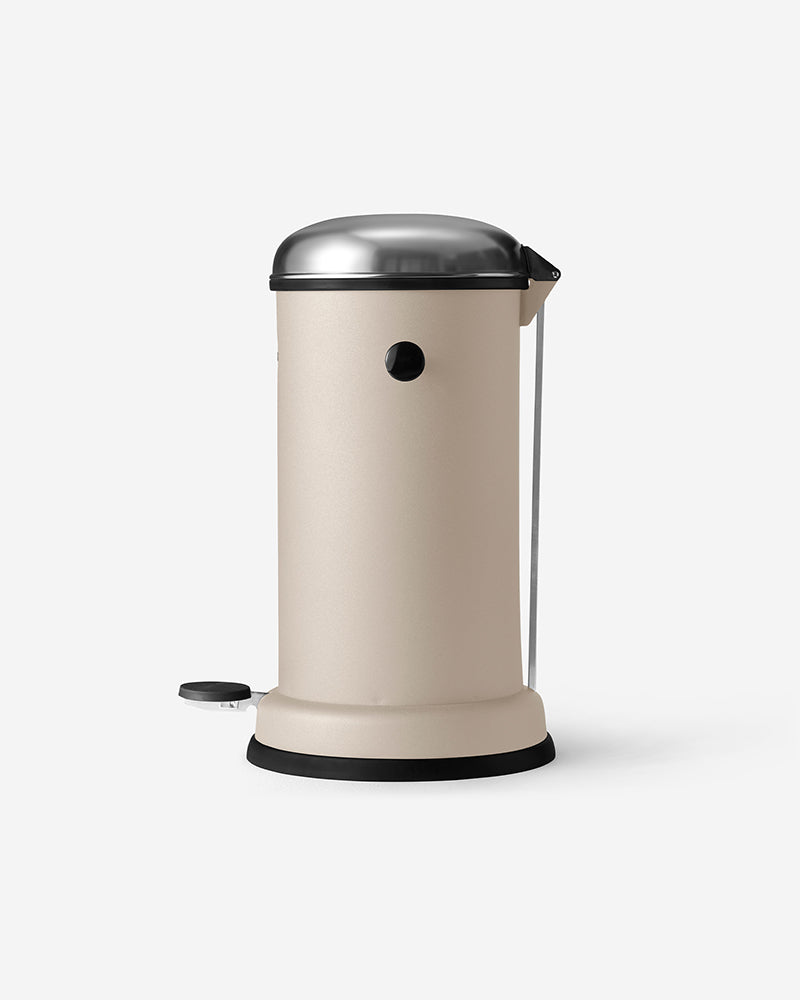 Vipp15 - Waste bin in beige
