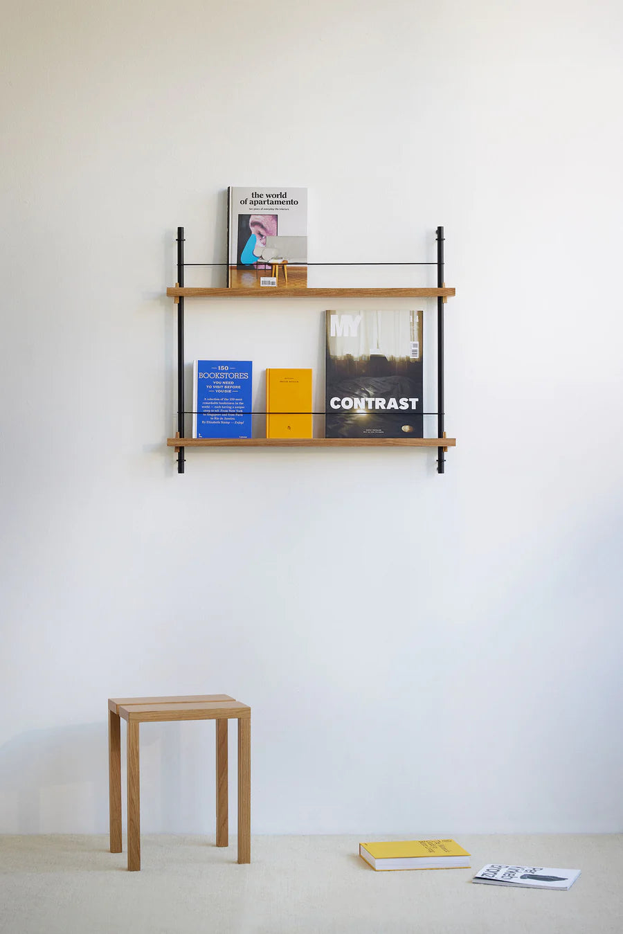 Magazine shelf in oak and warm grey
